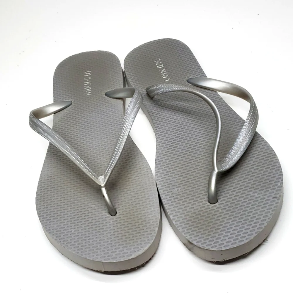 OLD NAVY Gray Flip Flops 7